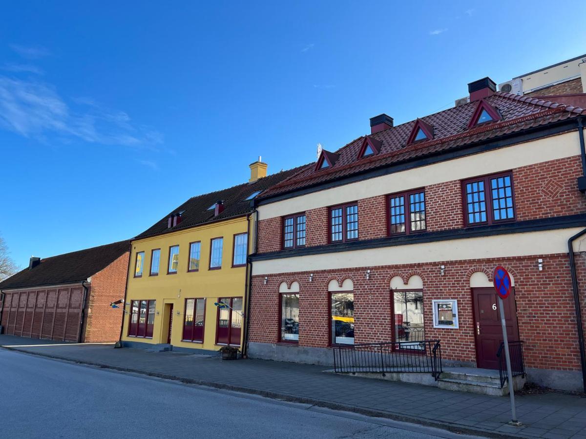 Sveriges minsta Hotell! Hôtel Gruyère Landskrone Exteriör bild