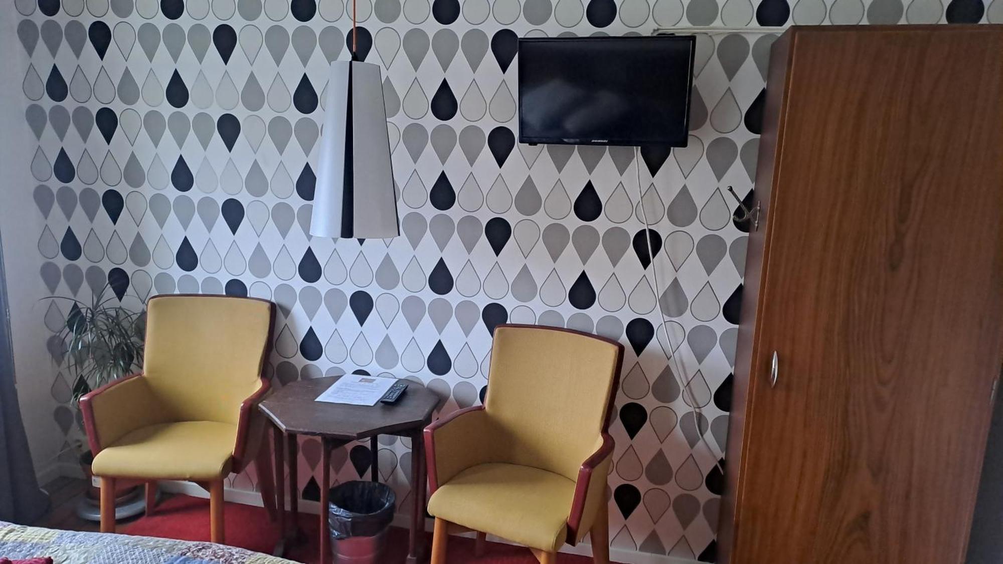 Sveriges minsta Hotell! Hôtel Gruyère Landskrone Exteriör bild